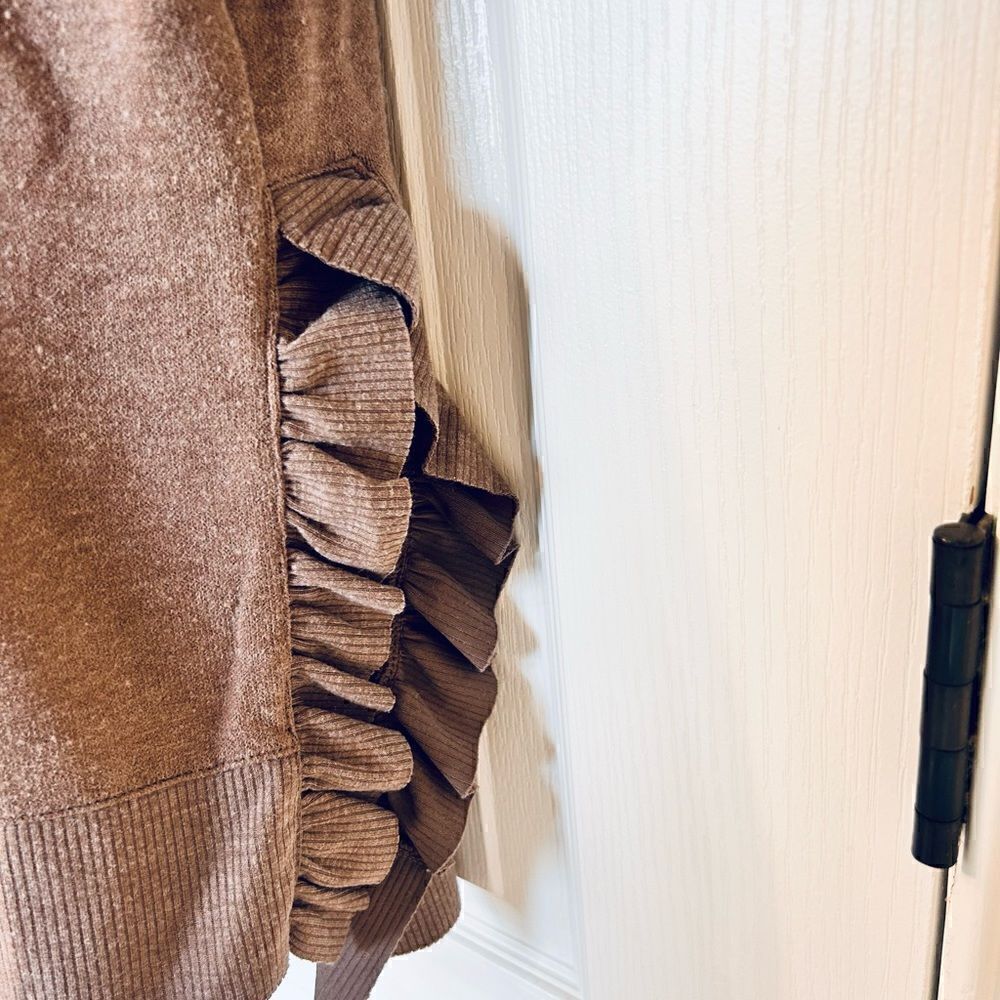 Zara Ruffle Side Slits Basic Collection Soft Lightweight Sweater! ❤️ - Picture 5 of 6